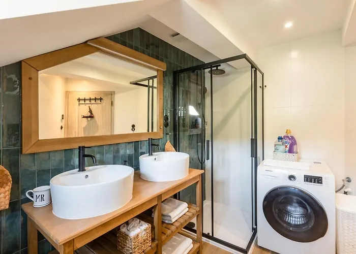 Lejlighed Gigantic Boho Chic 3 Bedroom 3 Bathroom Loft With Hanging Chair