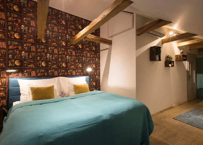 Gigantic Boho Chic 3 Bedroom 3 Bathroom Loft With Hanging Chair Prag