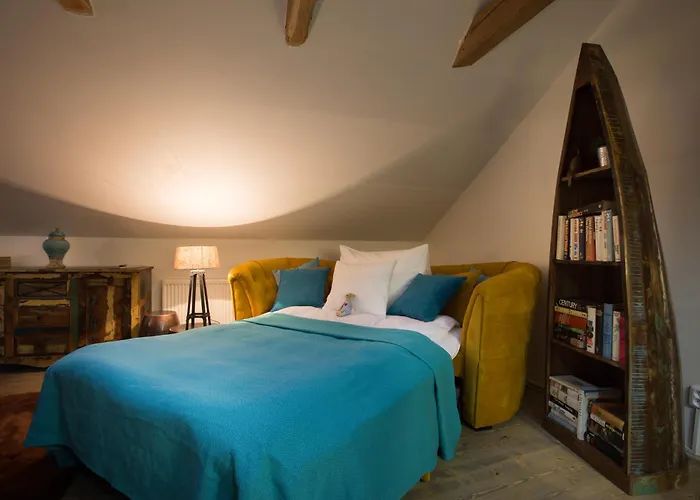 Gigantic Boho Chic 3 Bedroom 3 Bathroom Loft With Hanging Chair