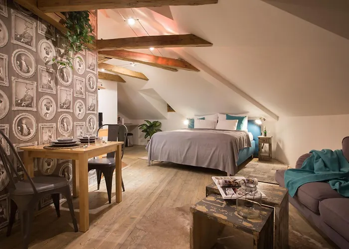 Gigantic Boho Chic 3 Bedroom 3 Bathroom Loft With Hanging Chair *