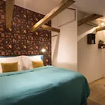 شقة Gigantic Boho Chic 3 Bedroom 3 Bathroom Loft With Hanging Chair براغ