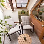 Gigantic Boho Chic 3 Bedroom 3 Bathroom Loft With Hanging Chair * براغ