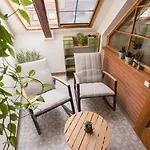 Gigantic Boho Chic 3 Bedroom 3 Bathroom Loft With Hanging Chair شقة *