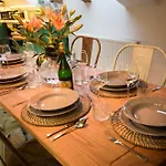 아파트 Gigantic Boho Chic 3 Bedroom 3 Bathroom Loft With Hanging Chair *