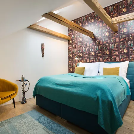 Апартаменты Gigantic Boho Chic 3 Bedroom 3 Bathroom Loft With Hanging Chair *
