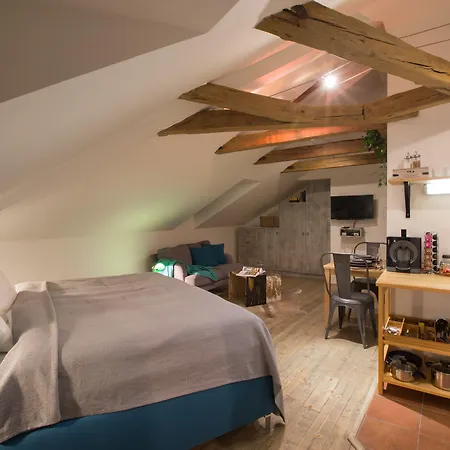 Gigantic Boho Chic 3 Bedroom 3 Bathroom Loft With Hanging Chair *