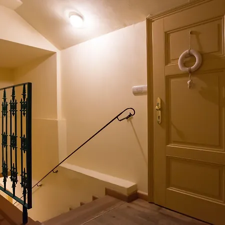 Апартаменты Gigantic Boho Chic 3 Bedroom 3 Bathroom Loft With Hanging Chair