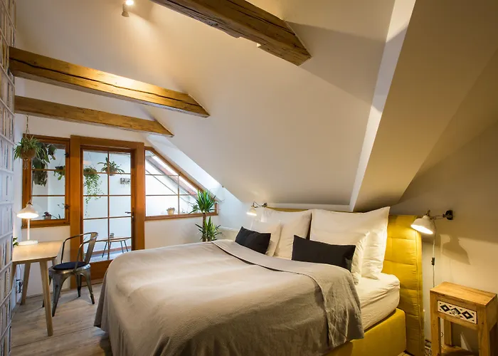 Gigantic Boho Chic 3 Bedroom 3 Bathroom Loft With Hanging Chair Praga