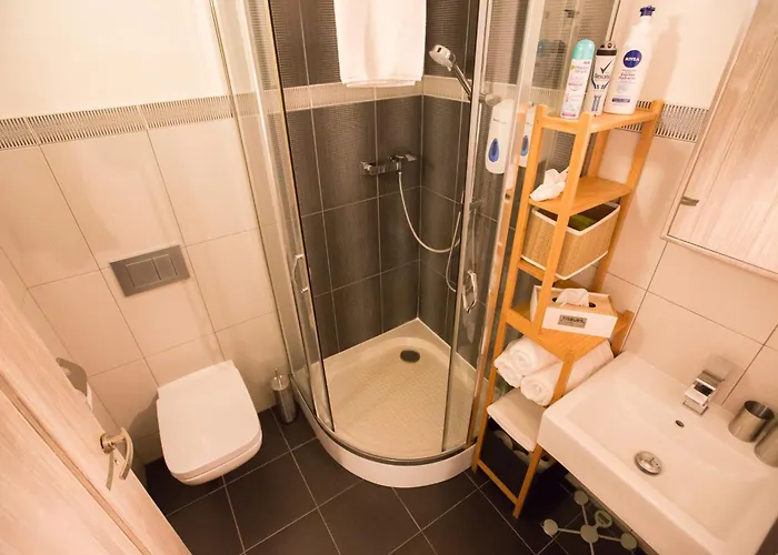 Gigantic Boho Chic 3 Bedroom 3 Bathroom Loft With Hanging Chair Appartamento Praga