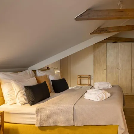 Apartamento Gigantic Boho Chic 3 Bedroom 3 Bathroom Loft With Hanging Chair Praga