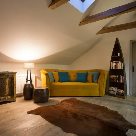 Apartamento Gigantic Boho Chic 3 Bedroom 3 Bathroom Loft With Hanging Chair
