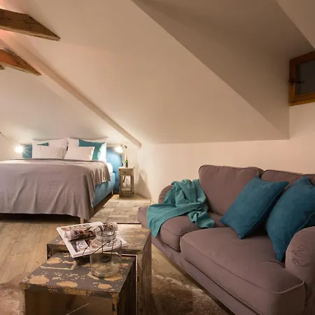 Gigantic Boho Chic 3 Bedroom 3 Bathroom Loft With Hanging Chair דירה